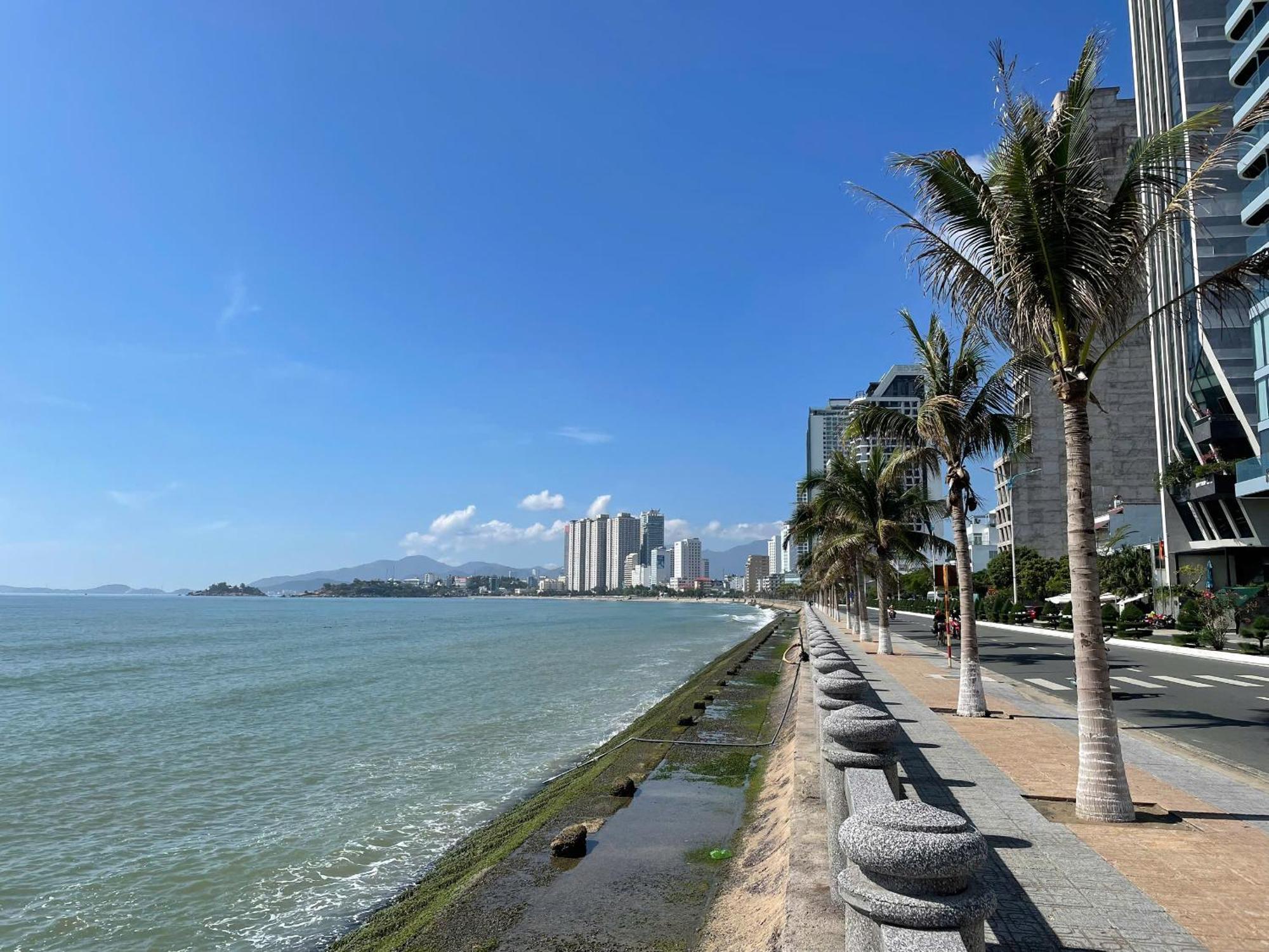 Nhi Phi Hotel Nha Trang Buitenkant foto