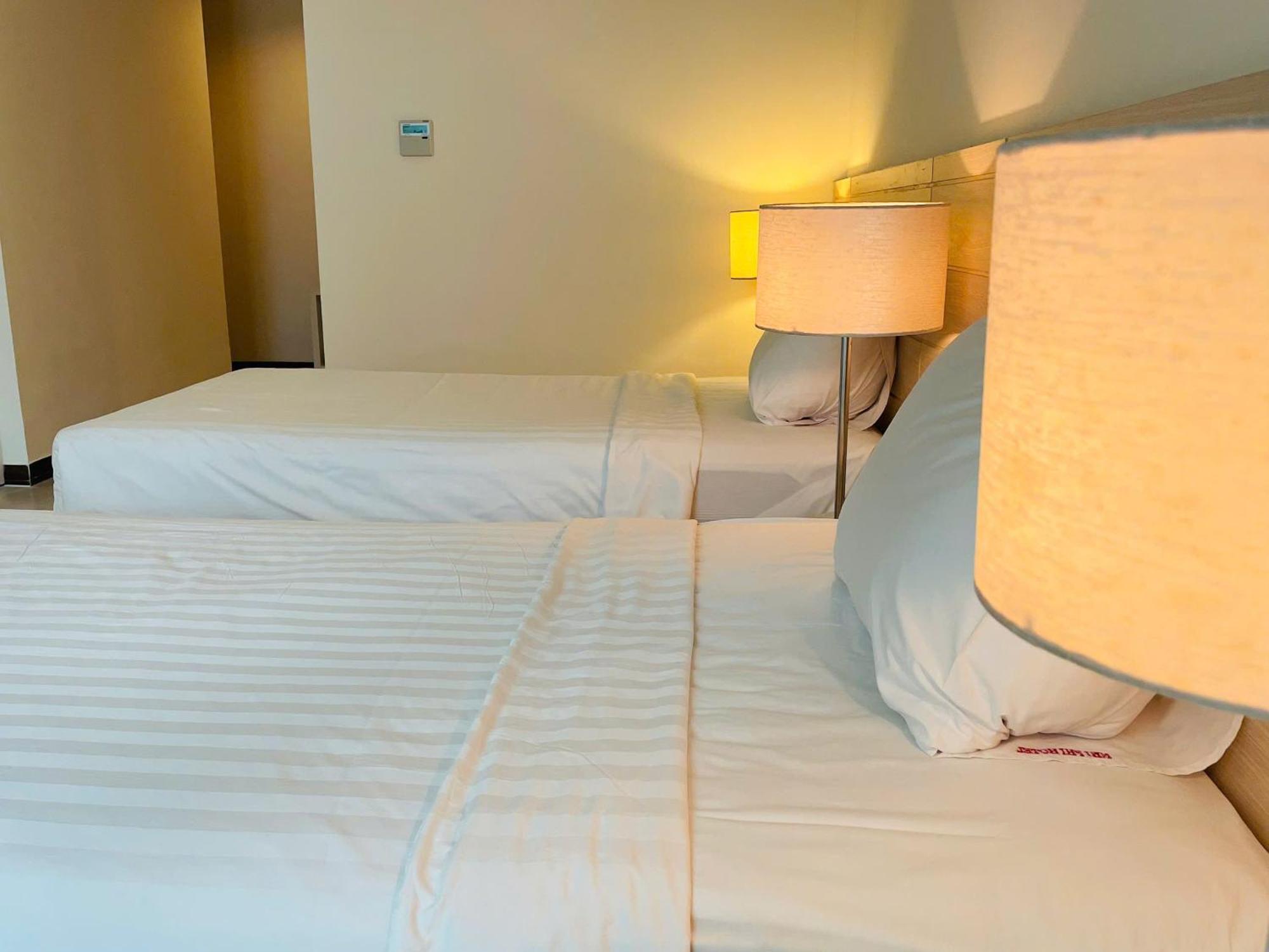 Nhi Phi Hotel Nha Trang Buitenkant foto
