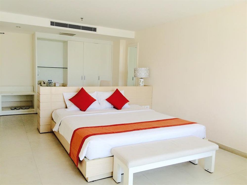 Nhi Phi Hotel Nha Trang Buitenkant foto